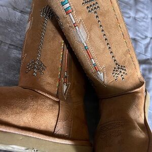 NEW - MONTANA WEST LINED BOOTS